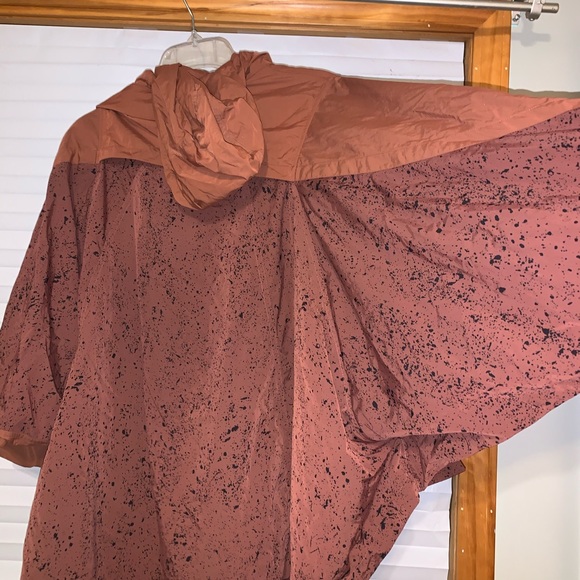 Lululemon Ride & Reflect Jacket - Picture 6 of 10